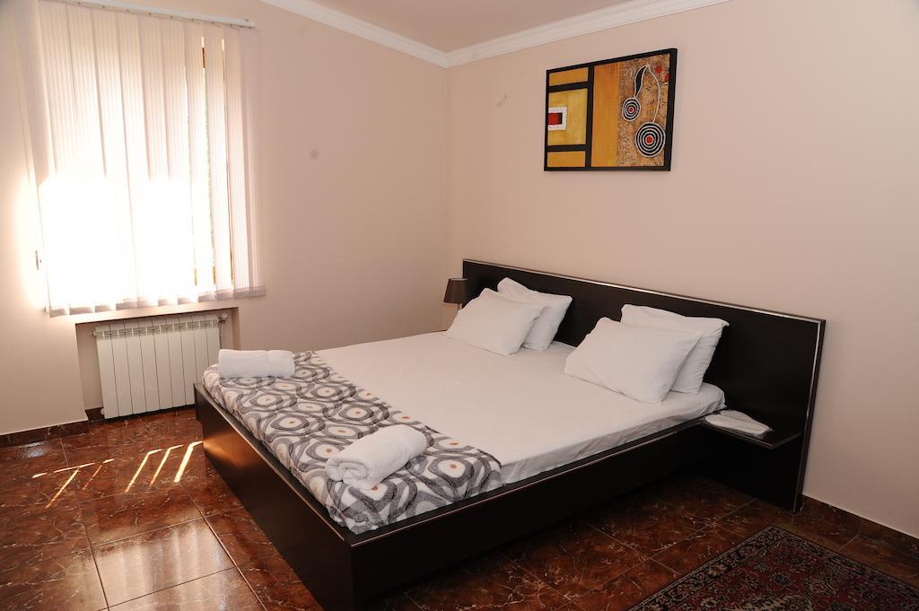 Villa 29 Γιερεβάν Δωμάτιο φωτογραφία