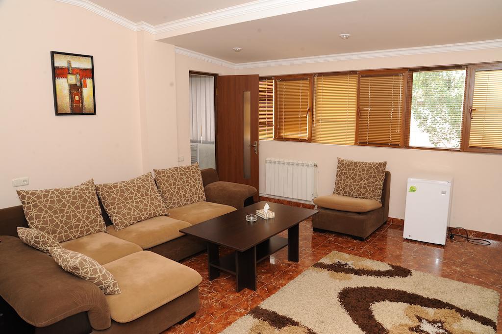 Villa 29 Γιερεβάν Δωμάτιο φωτογραφία