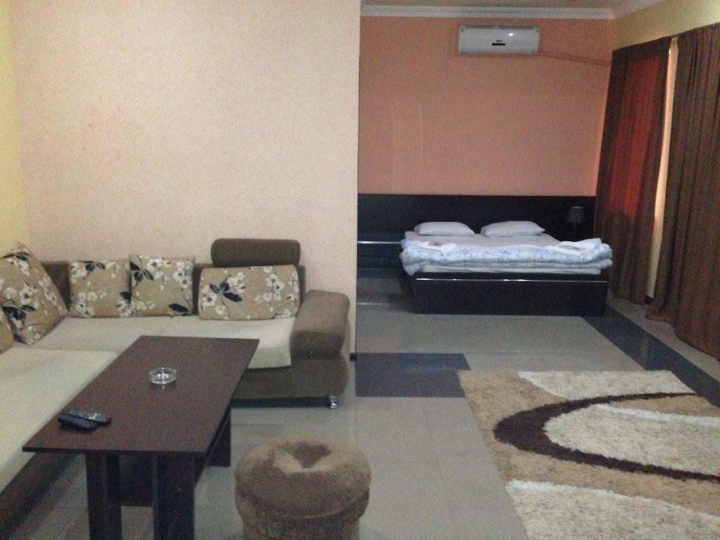 Villa 29 Γιερεβάν Δωμάτιο φωτογραφία